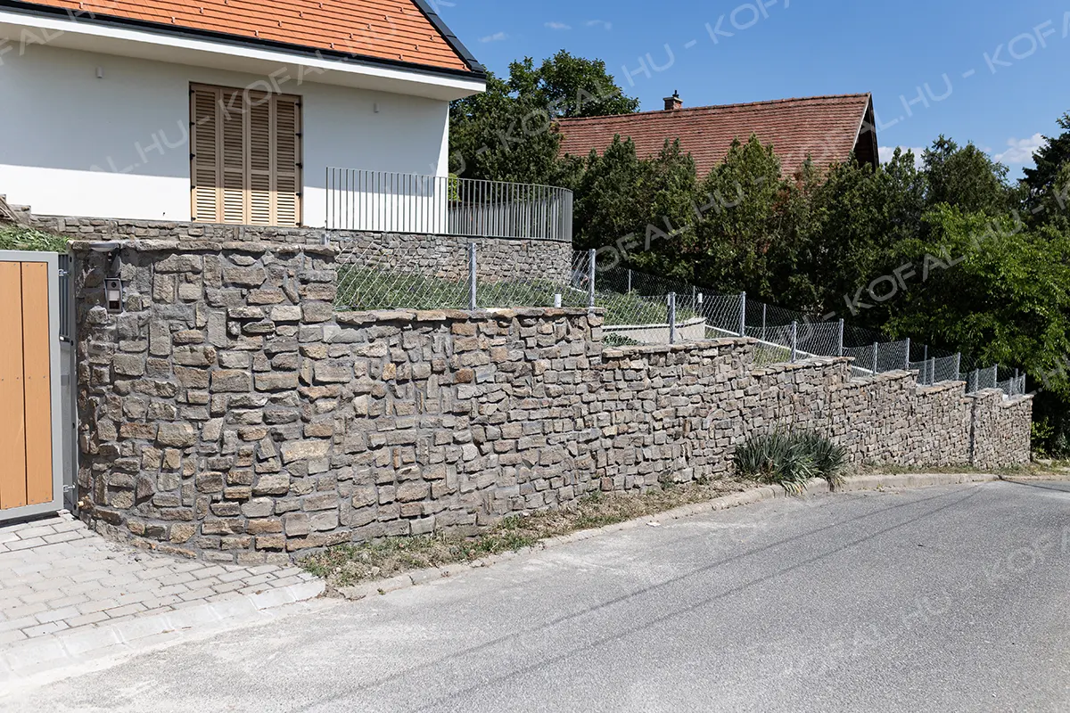 Tihanyi kő roppantott vágott